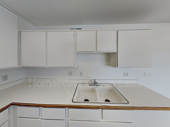 4th image of 3401 Kearsage Dr APT 8