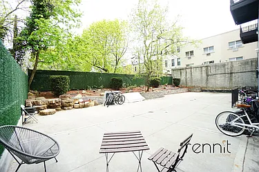 Rented by Rennit Inc.