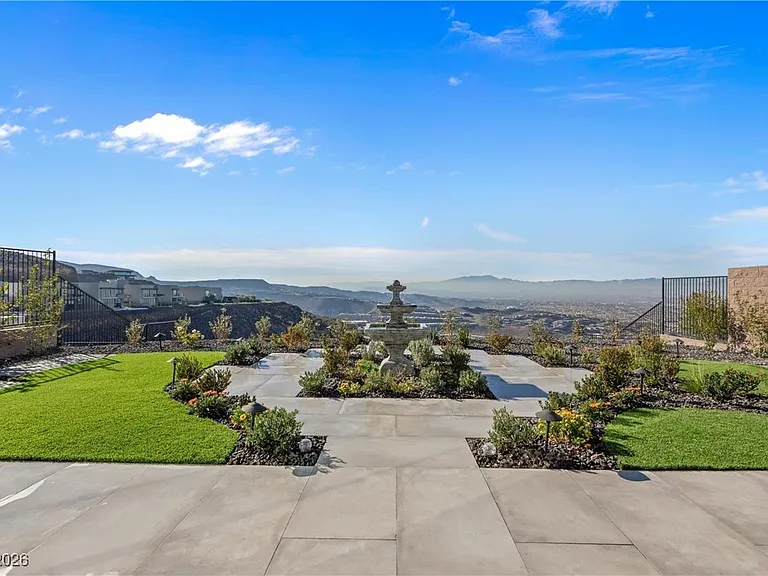 577 Overlook Rim Dr — Photo 68
