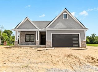 411 N Barnard St, Howell, MI 48843