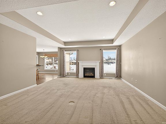 5th image of 7131 Evansbrook Dr