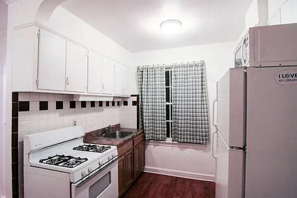 Rented by Horowitz Real Estate | media 21