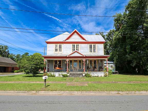 2nd image of 112 Florida St