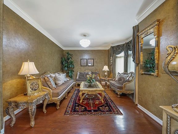 4th image of 3926 Lake Hawkins Ln