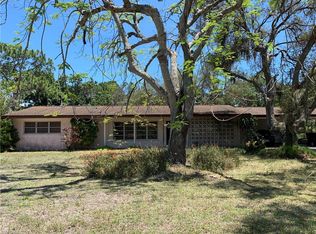 62 Ridge Dr, Naples, FL 34108