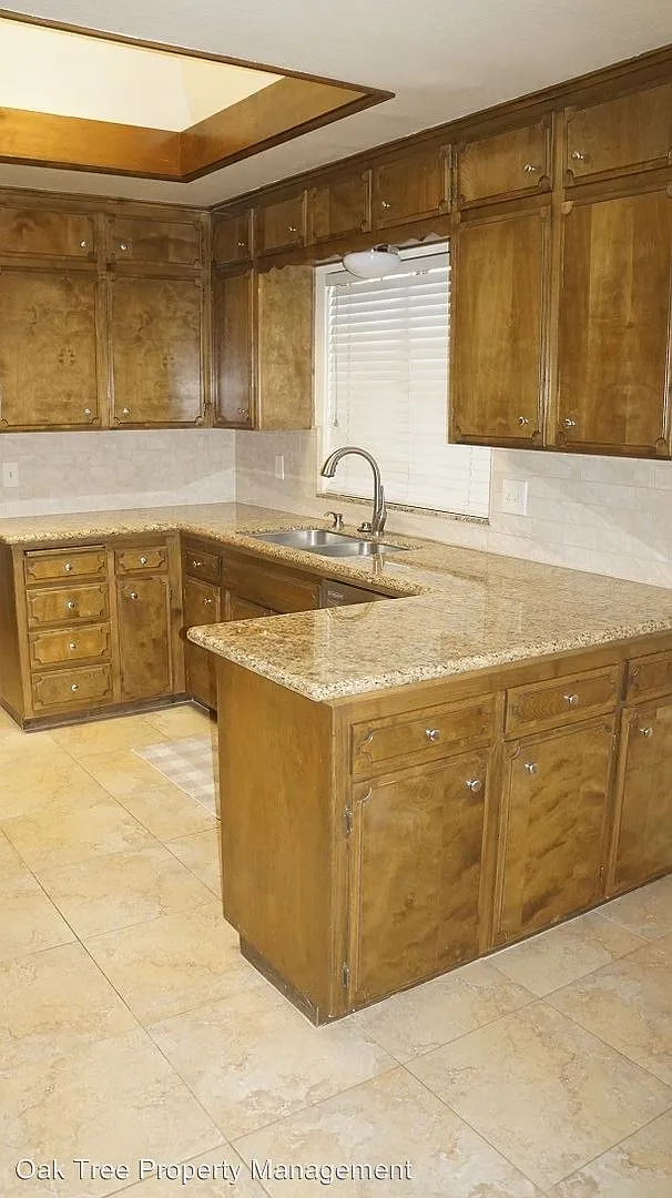 1356 E Tenaya Way photo 1