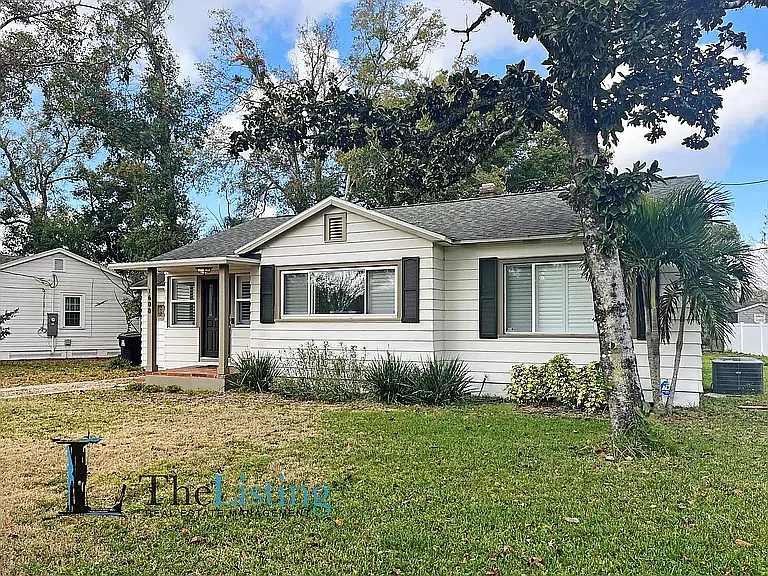 1600 Utah Blvd — Photo 2