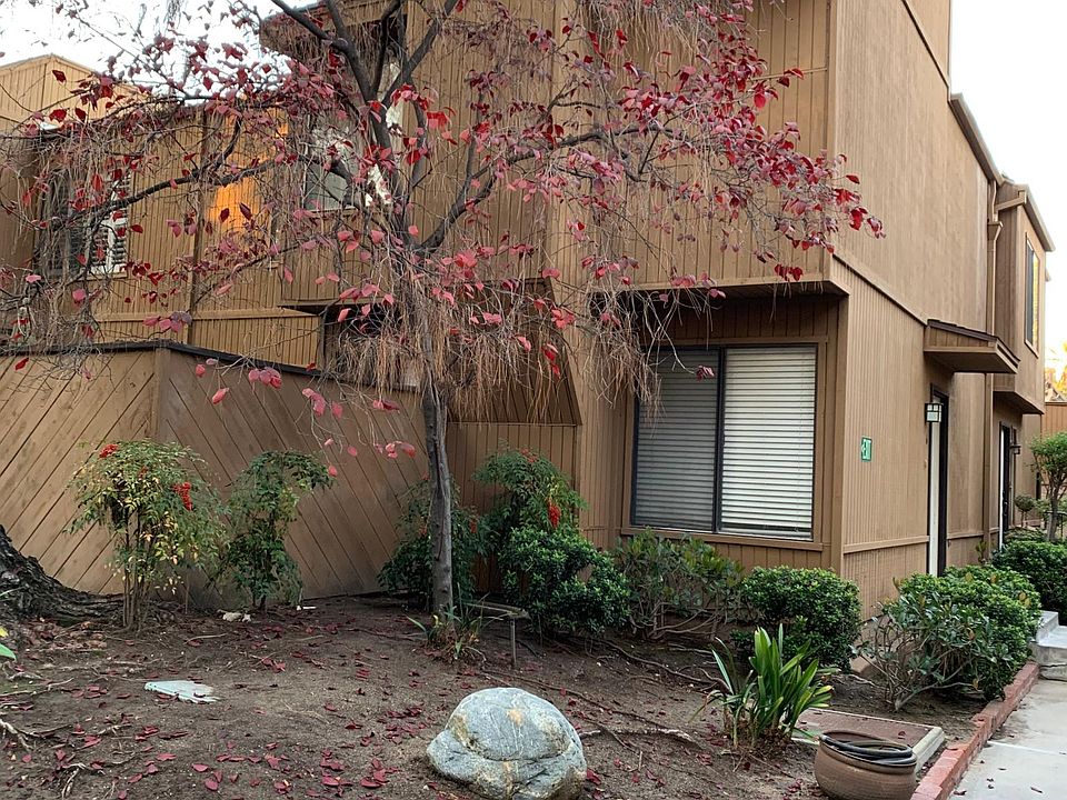 1st image of 121 Arlington Dr APT 6