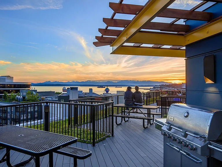 Minnie Flats | 101 Denny Way, Seattle, WA 98109 — Photo 31