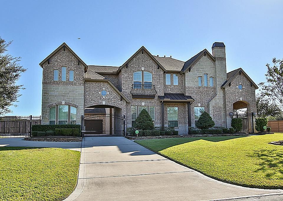 1st image of 17806 Fairhaven Gateway Dr