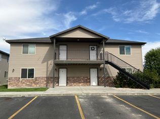 2844 Hunters Loop UNIT D, Blackfoot, ID 83221