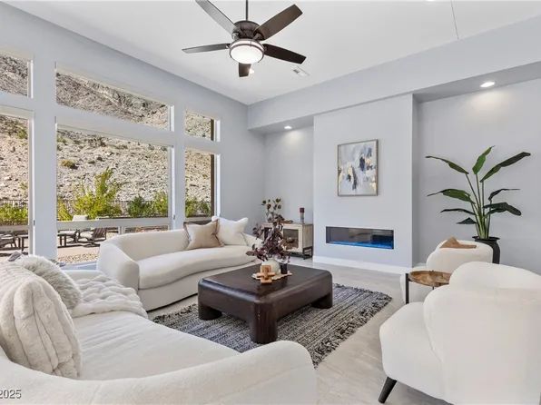 2951 The Peaks Ln, Las Vegas, NV 89138