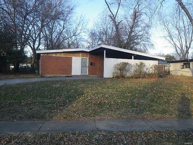 1st image of 8407 Graybirch Dr