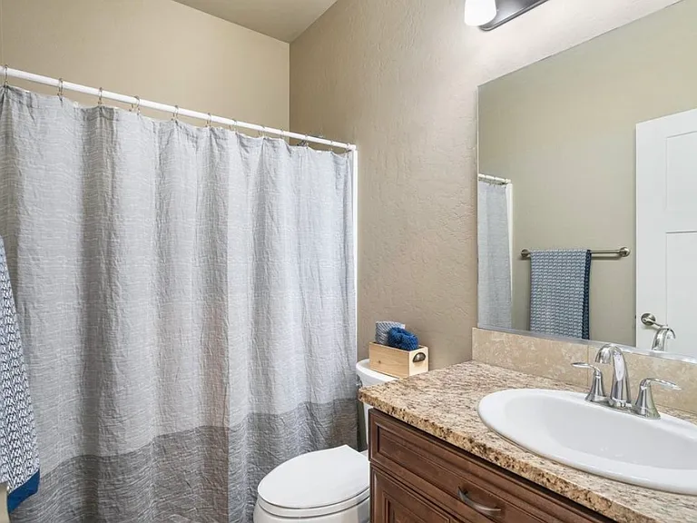 2720 S Seabiscuit Dr — Photo 13