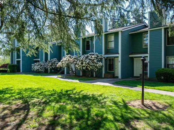 7895 SW Fanno Creek Dr APT 4, Tigard, OR 97224