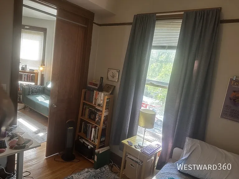 2035 N Sawyer Ave #2 — Photo 6