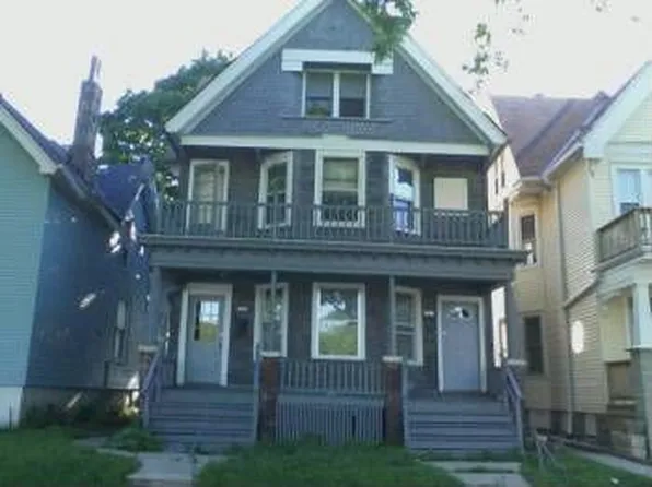1017 S 25th St, Milwaukee, WI 53204