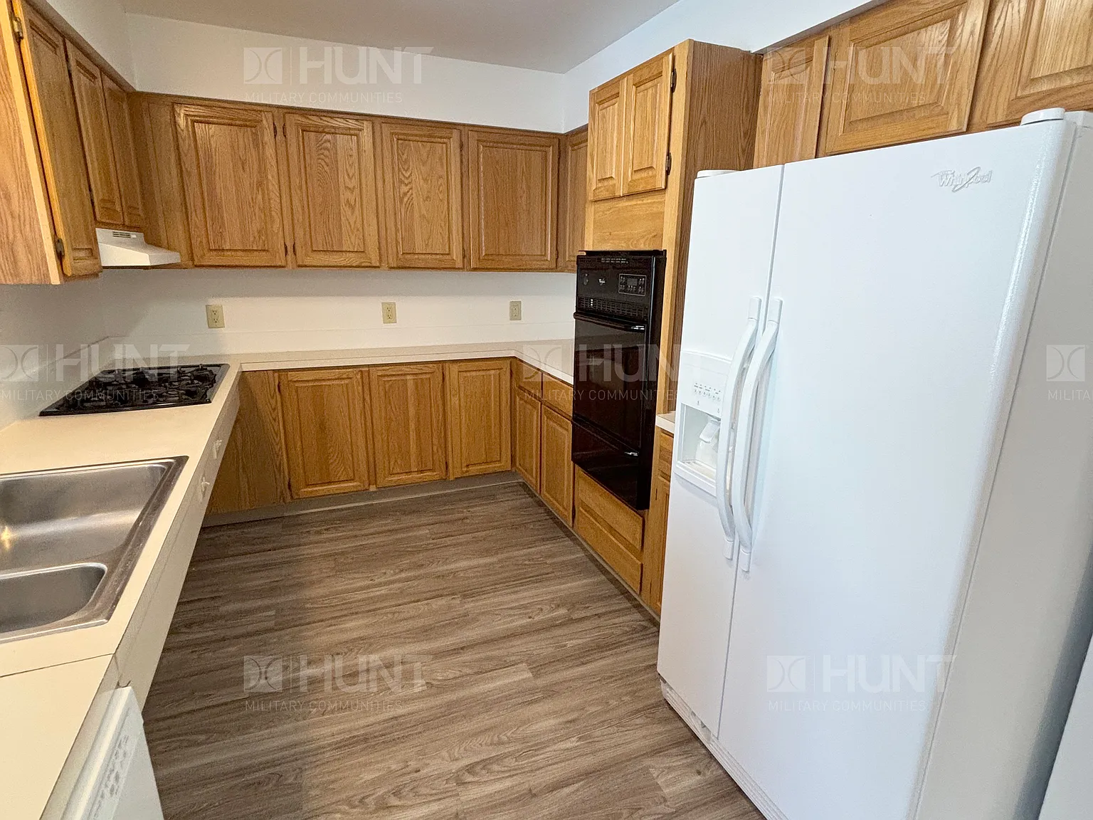 3 bed, 1407 sqft, $4,479 — Photo 1
