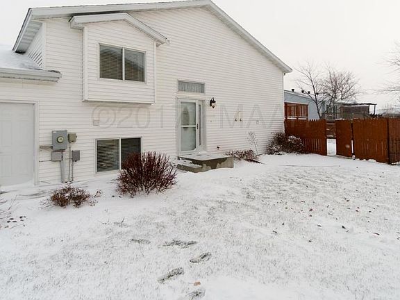 2nd image of 1503 Suntree Dr