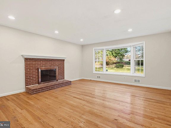 3rd image of 7510 Sanner Rd