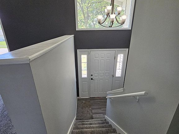 2nd image of 1540 Janssen Dr