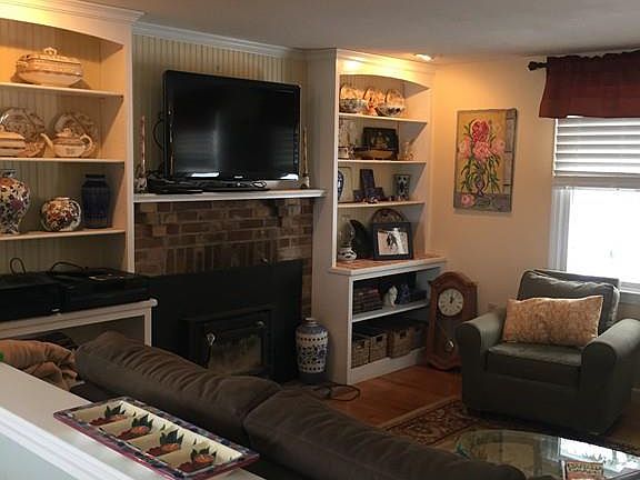 4th image of 38 Riverview Dr