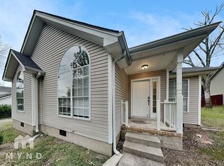 308 Pine Ridge Ln, La Vergne, TN 37086