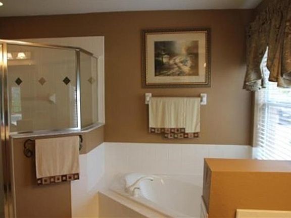 3rd image of 24705 Derby Dr