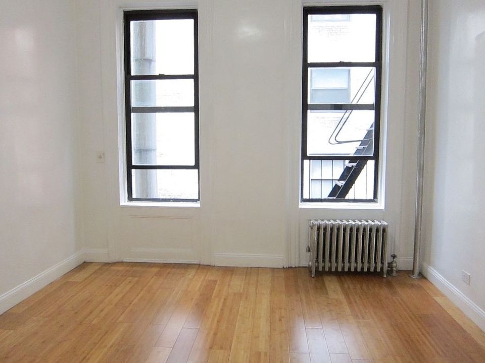 1st image of 924 3rd Ave APT 3B