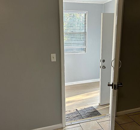 3rd image of 6412 New Kings Rd #2