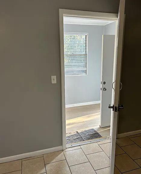 6412 New Kings Rd #2 — Photo 3