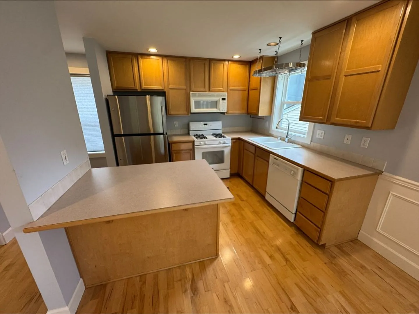3Bd/3.25Ba Seattle Townhome — Photo 2
