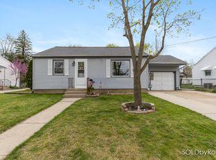 366 Adolph Ave NE, Rockford, MI 49341
