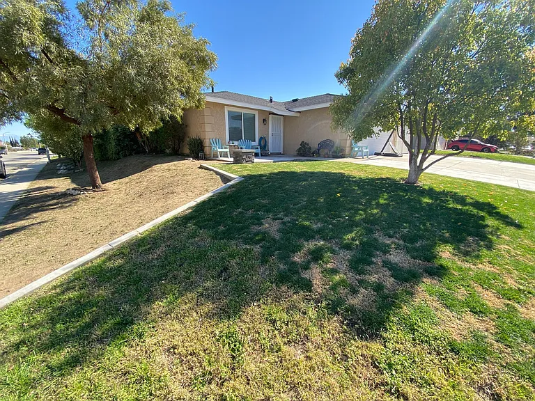 5195 Sagebrush Ter — Photo 2