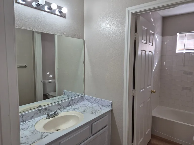 812 Bow Creek Ln — Photo 13