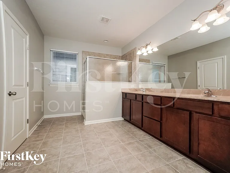 5821 Birtz Rd — Photo 10