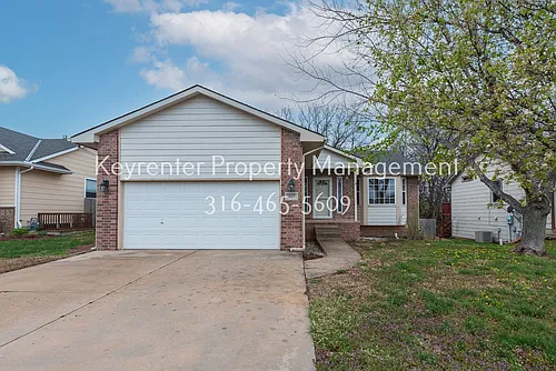 517 E Minneha Ave Photo 1