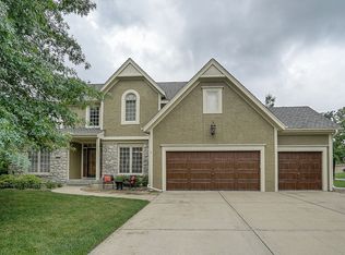 14102 Grandview St, Overland Park, KS 66221