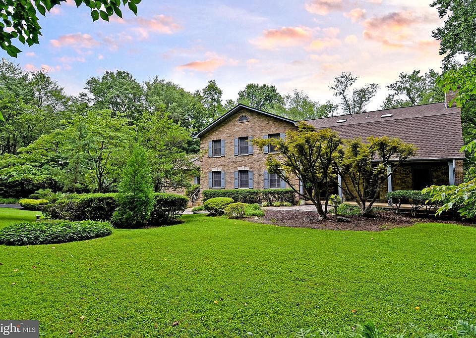 10010 Lawyers Rd, Vienna, VA 22181 Zillow