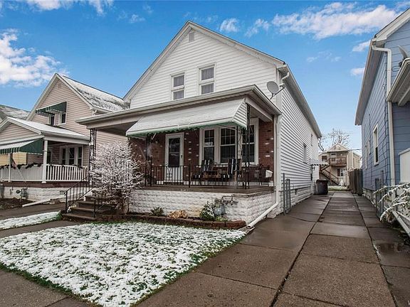 3rd image of 129 Jackson Ave
