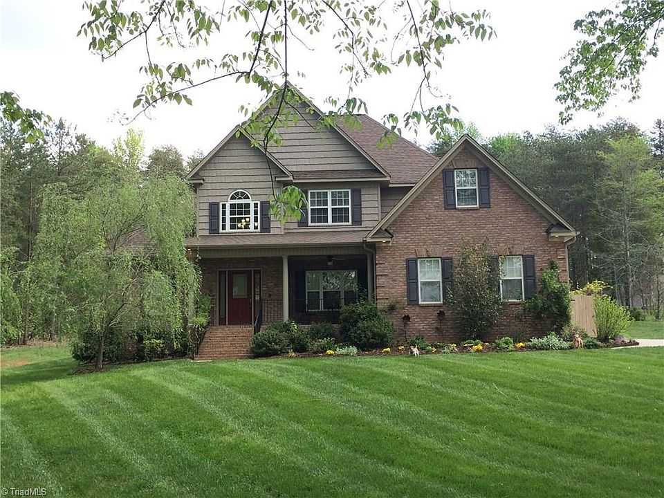 1st image of 1449 Messick Oaks Trl