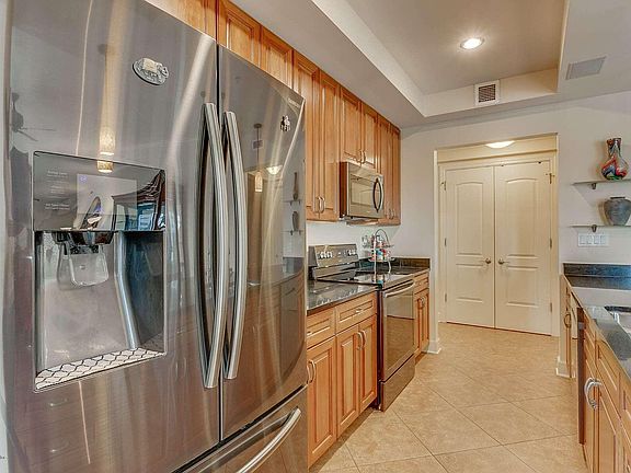 5th image of 525 3RD Street N #304