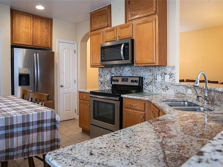 2955 Marbella Dr — Photo 14