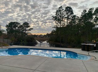 1359 Sabal Palm Dr, Gulf Breeze, FL 32563