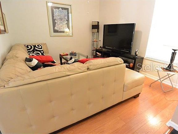 5th image of 18106 Pheasant Walk Dr