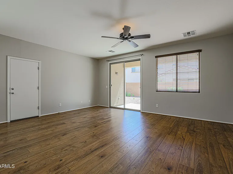 3551 E Tulsa St — Photo 4