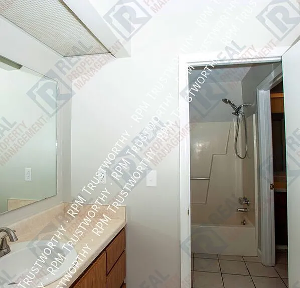 522 Finley St — Photo 7