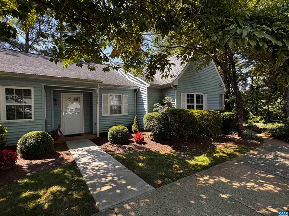 1176 Rose Arbor Ct, Charlottesville, VA 22901