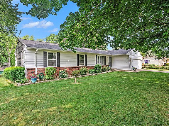 5th image of 7075 Bouman Dr