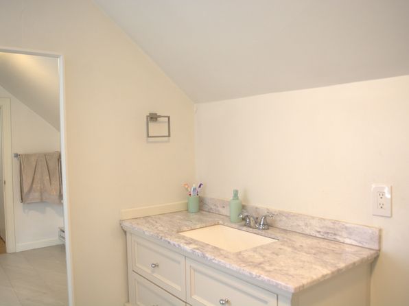 3 bedroom rental in West Vancouver — photo 3